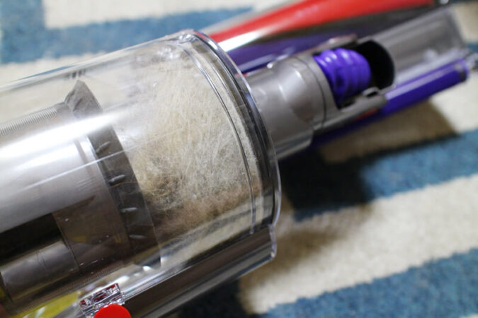 Dyson V10 Fluffy（SV12FF）はペットの抜け毛にも最強だった！！ダイソン恐ろしい子！！